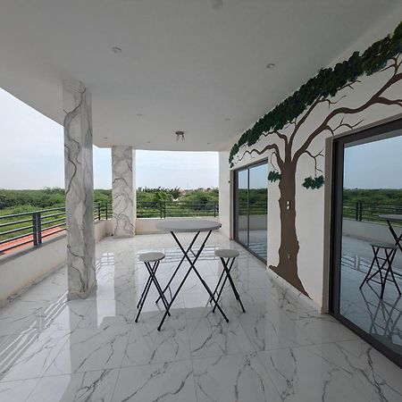 Villa Hawa, Decor Unique & Piscine 索蒙 外观 照片