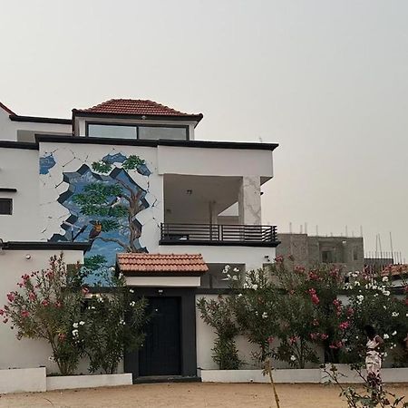 Villa Hawa, Decor Unique & Piscine 索蒙 外观 照片
