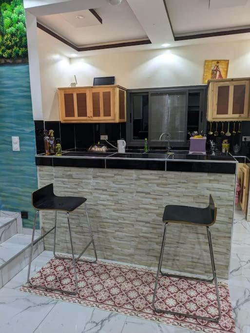 Villa Hawa, Decor Unique & Piscine 索蒙 外观 照片