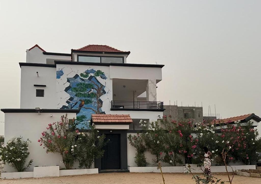 Villa Hawa, Decor Unique & Piscine 索蒙 外观 照片