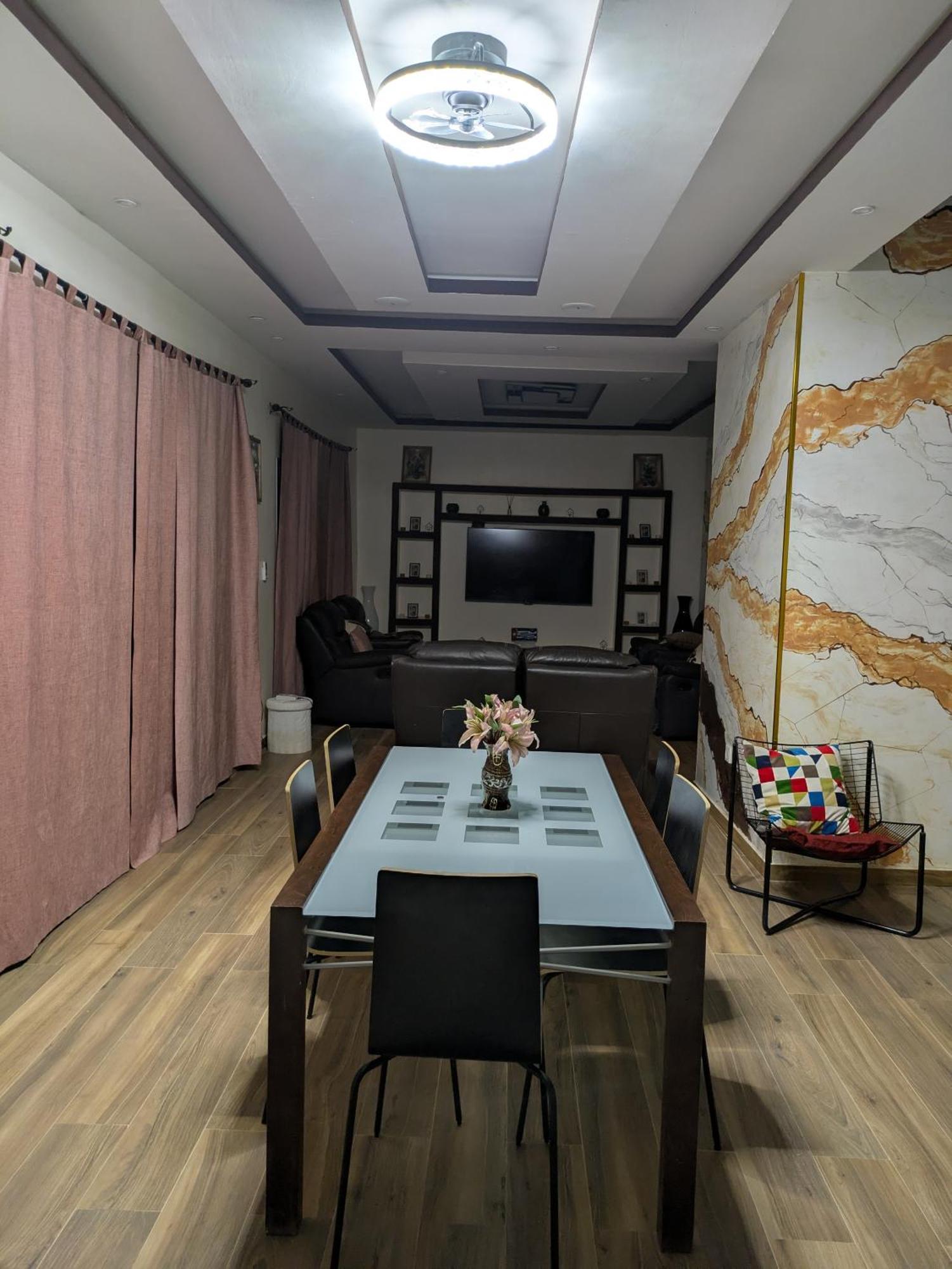 Villa Hawa, Decor Unique & Piscine 索蒙 外观 照片